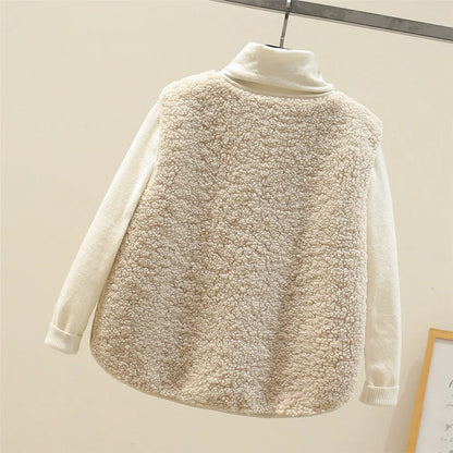 Nowi | Teddy gilet met knopen