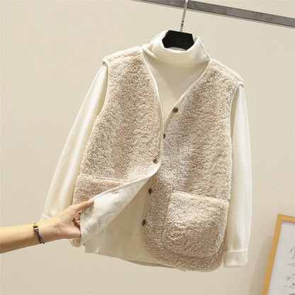 Nowi | Teddy gilet met knopen