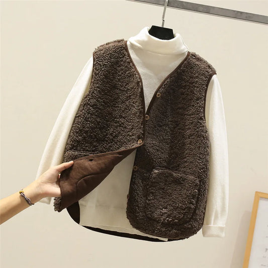 Nowi | Teddy gilet met knopen